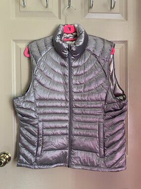 Bernardo Goose Down Puffer Vest Size XL Metallic Silver Lavender Gorpcore Fall